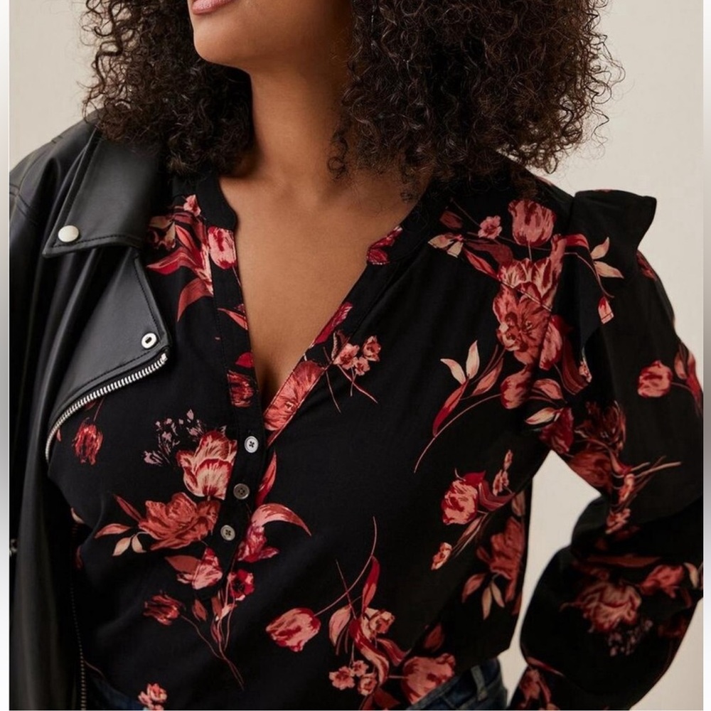Torrid Challis Ruffle Trim Pullover Top Womens Plus  Black Floral Sz 3X - Picture 5 of 14